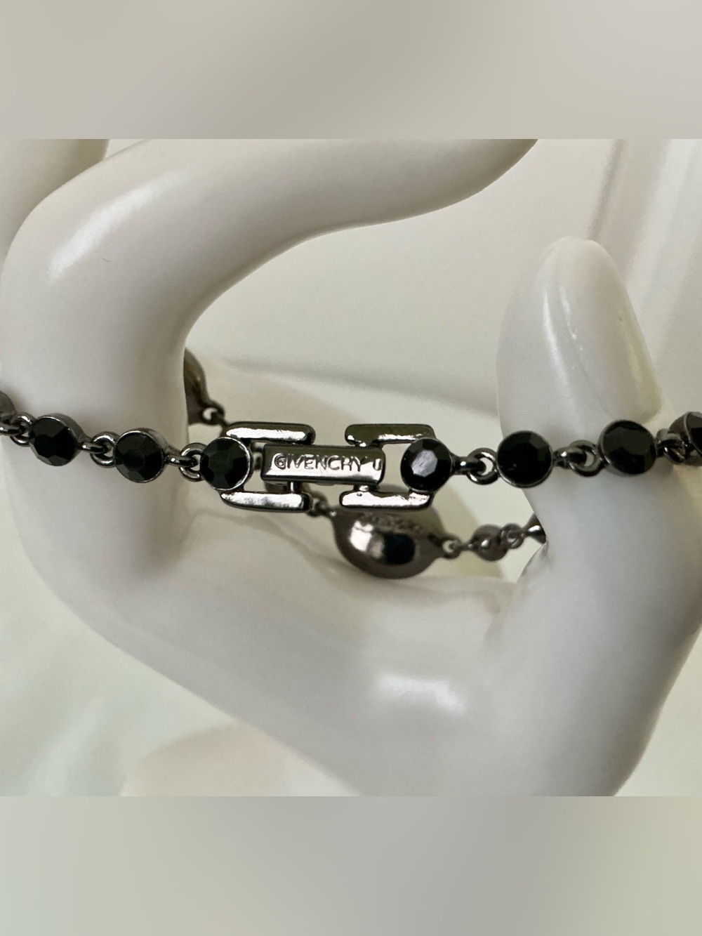 GIVENCHY Black Crystal Bracelet - Picture 5 of 6
